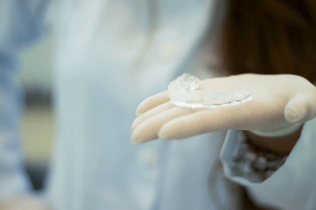 Clear Aligner Benefits and Maintenance Tips During Treatment in Tinley Park